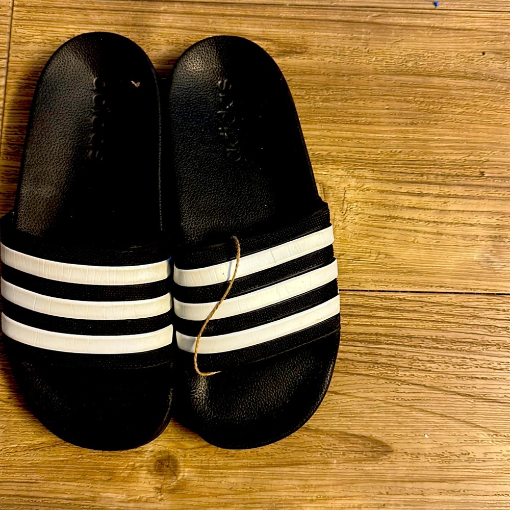 Kids Adidas Flip flops